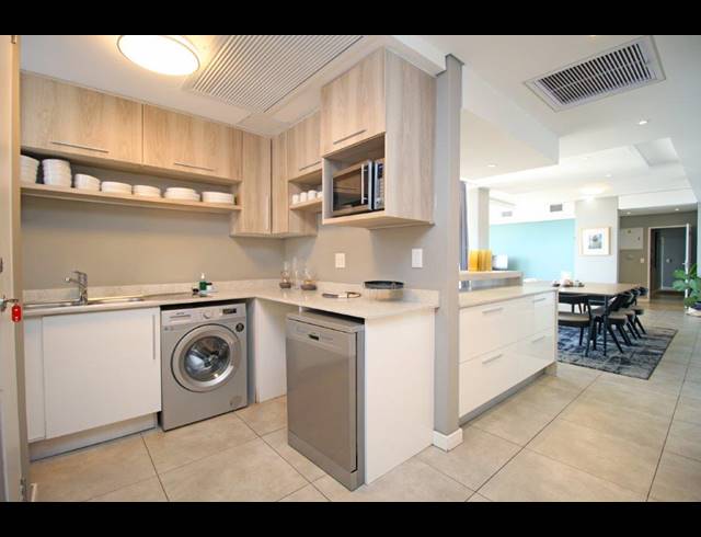 3 BEDROOM APARTMENT TO LET IN ROSEBANK